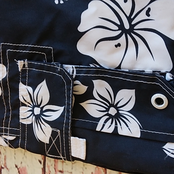 Men's Swim Trunk - Picture 2 of 3